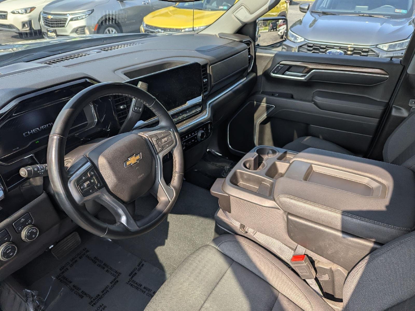 Used 2025 Sterling Gray Metallic Chevrolet LT image 13