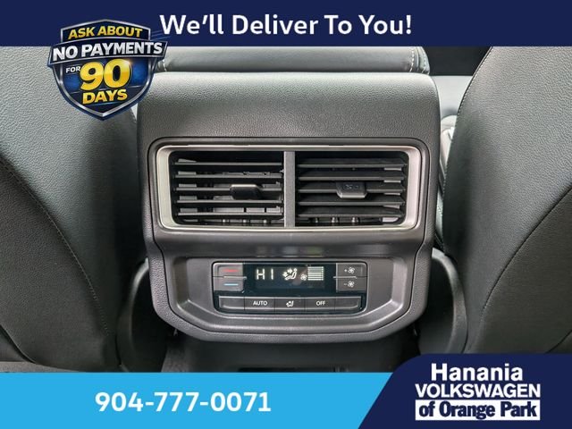 New 2026 White Volkswagen 2.0T SE w/Technology image 15