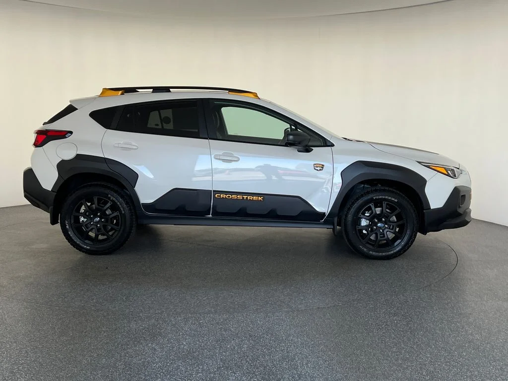 New 2026 CRYSTAL WHITE PEARL Subaru Wilderness image 2