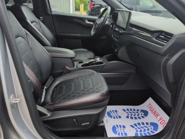 Used 2023 Silver Ford ST-Line Elite image 31