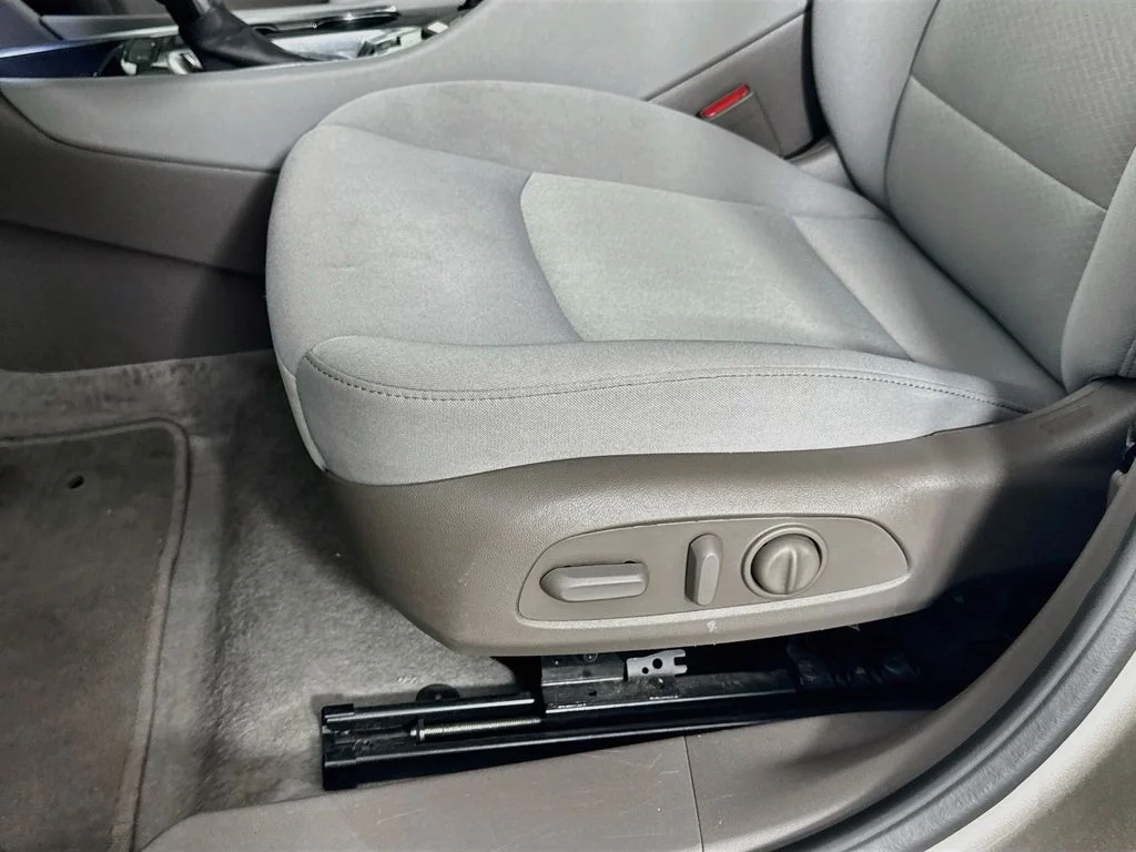 Used 2025 Gray Chevrolet LT image 23