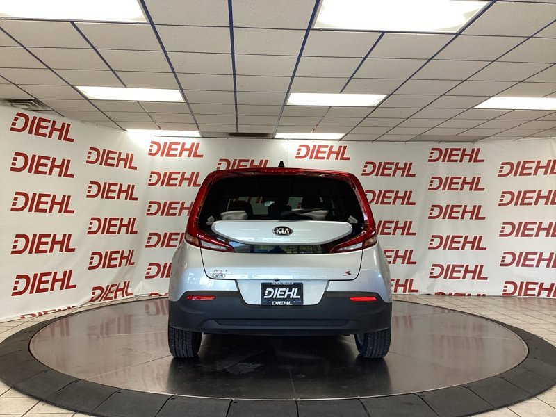 Used 2020 Silver Kia S image 6