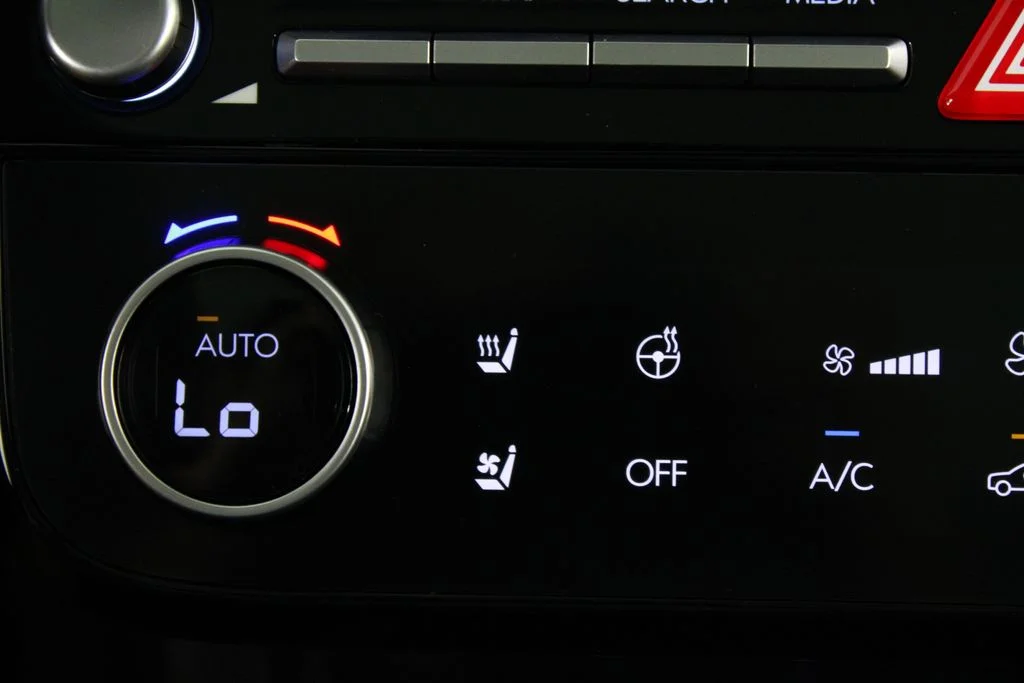 Used 2025 Blue Hyundai Limited image 31