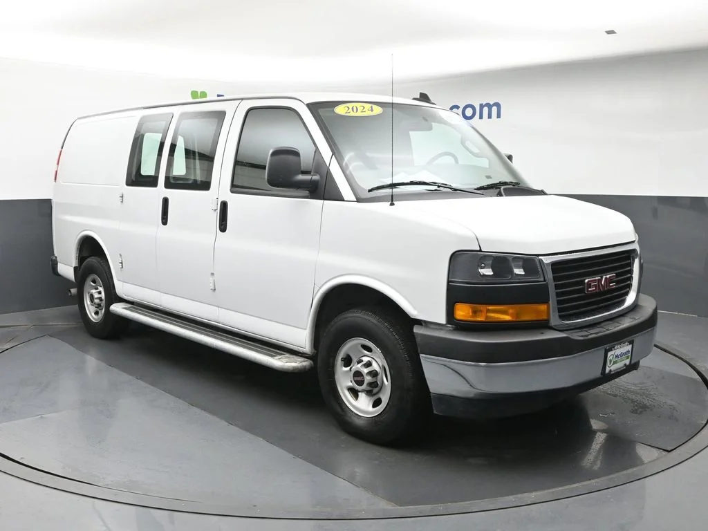 Used 2024 White GMC Work Van image 2