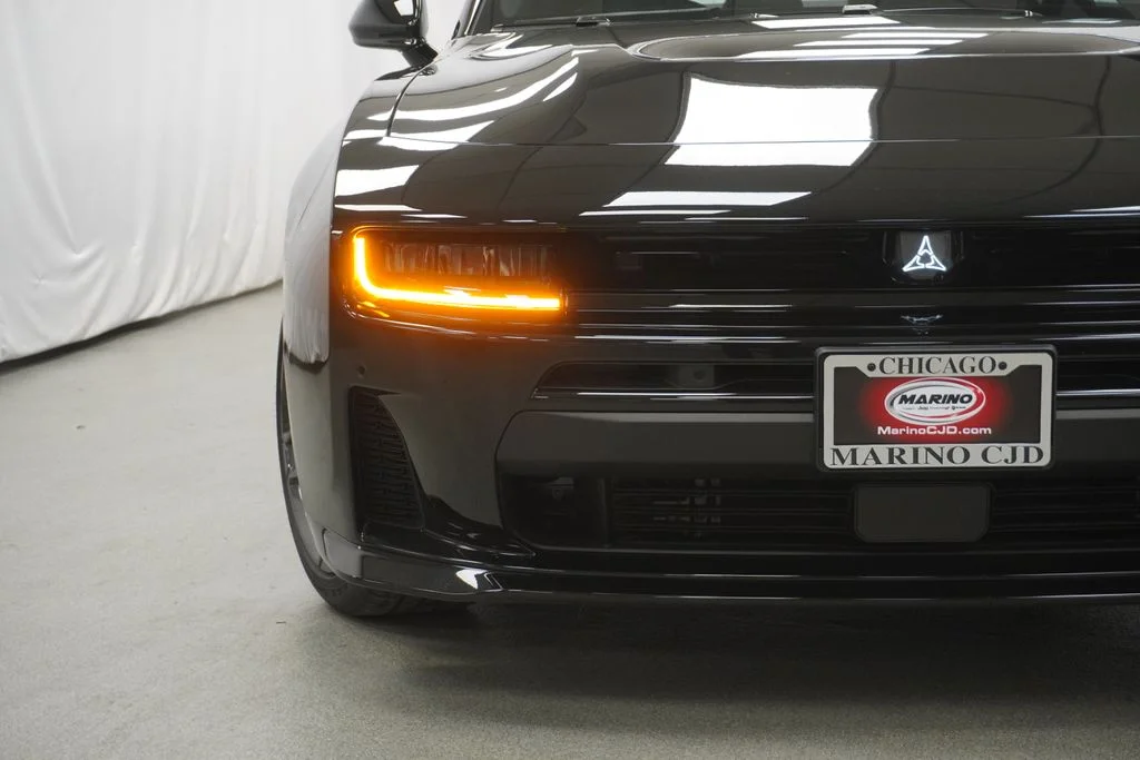 New 2026 Diamond Black Crystal Pearlcoat Dodge Scat Pack image 5