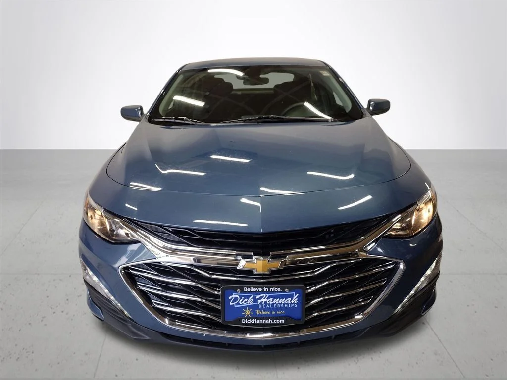 Used 2024 Blue Chevrolet LT image 3