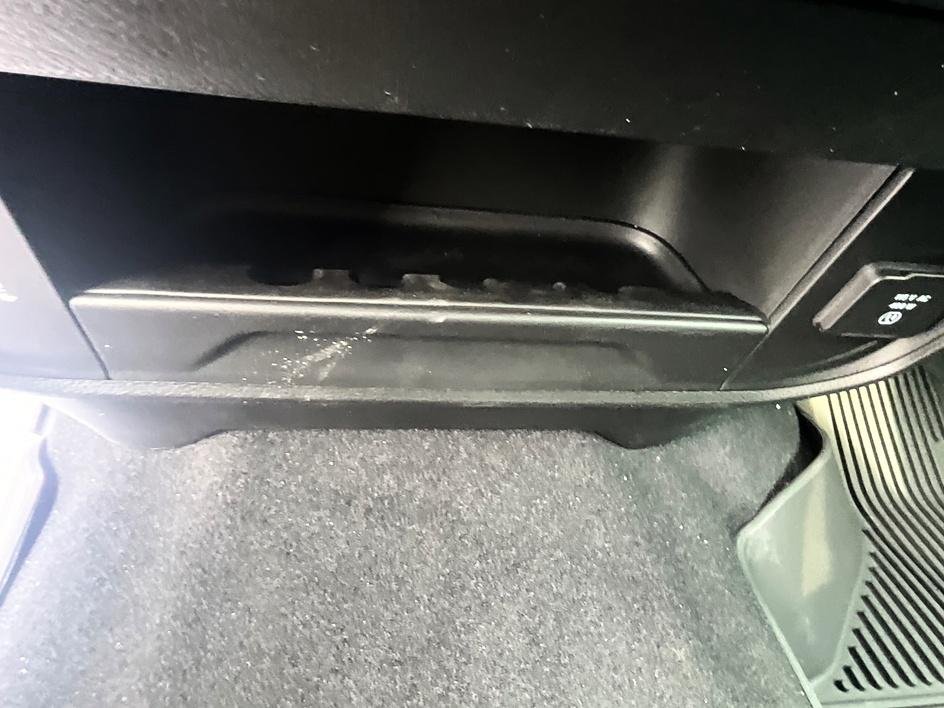 New 2026 Bright White Clearcoat RAM  image 24