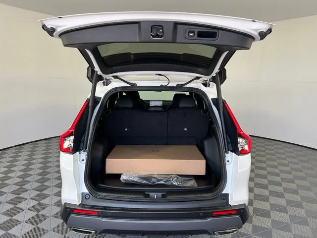 New 2026 Platinum White Pearl Honda 2WD Sport-L Hybrid image 32