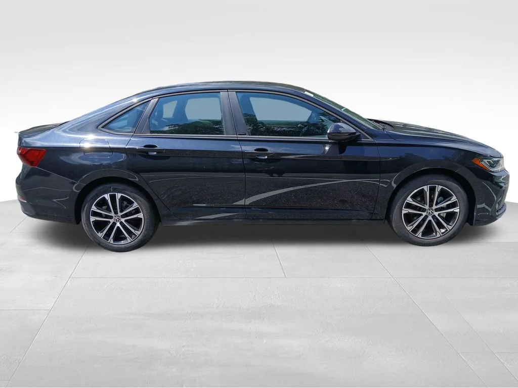 New 2026 Black Volkswagen 1.5T Sport image 6