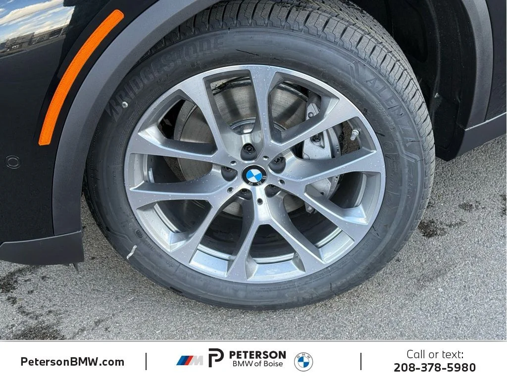 New 2026 Black BMW xDrive40i image 8