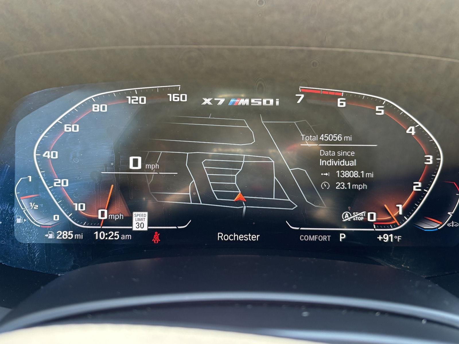 Used 2022 Alpine White BMW M50i image 17