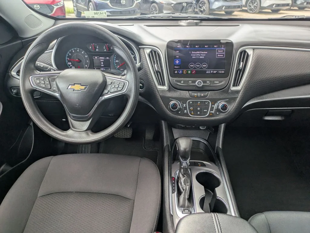 Used 2025 Black Chevrolet LT image 33