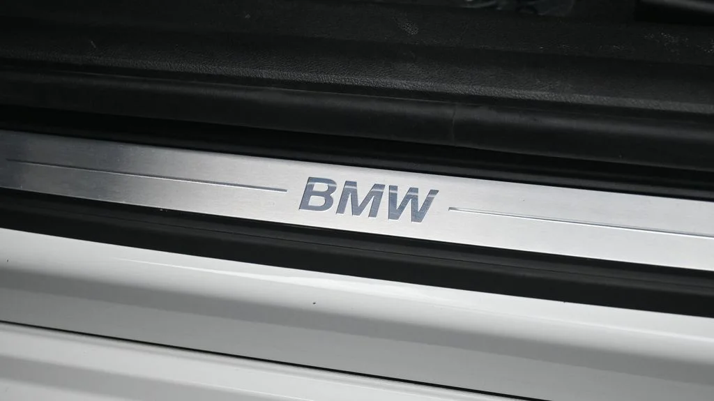 2023 BMW 3 Series 330i - Photo 21