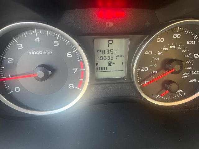 Used 2014  Subaru 2.0i Premium image 8