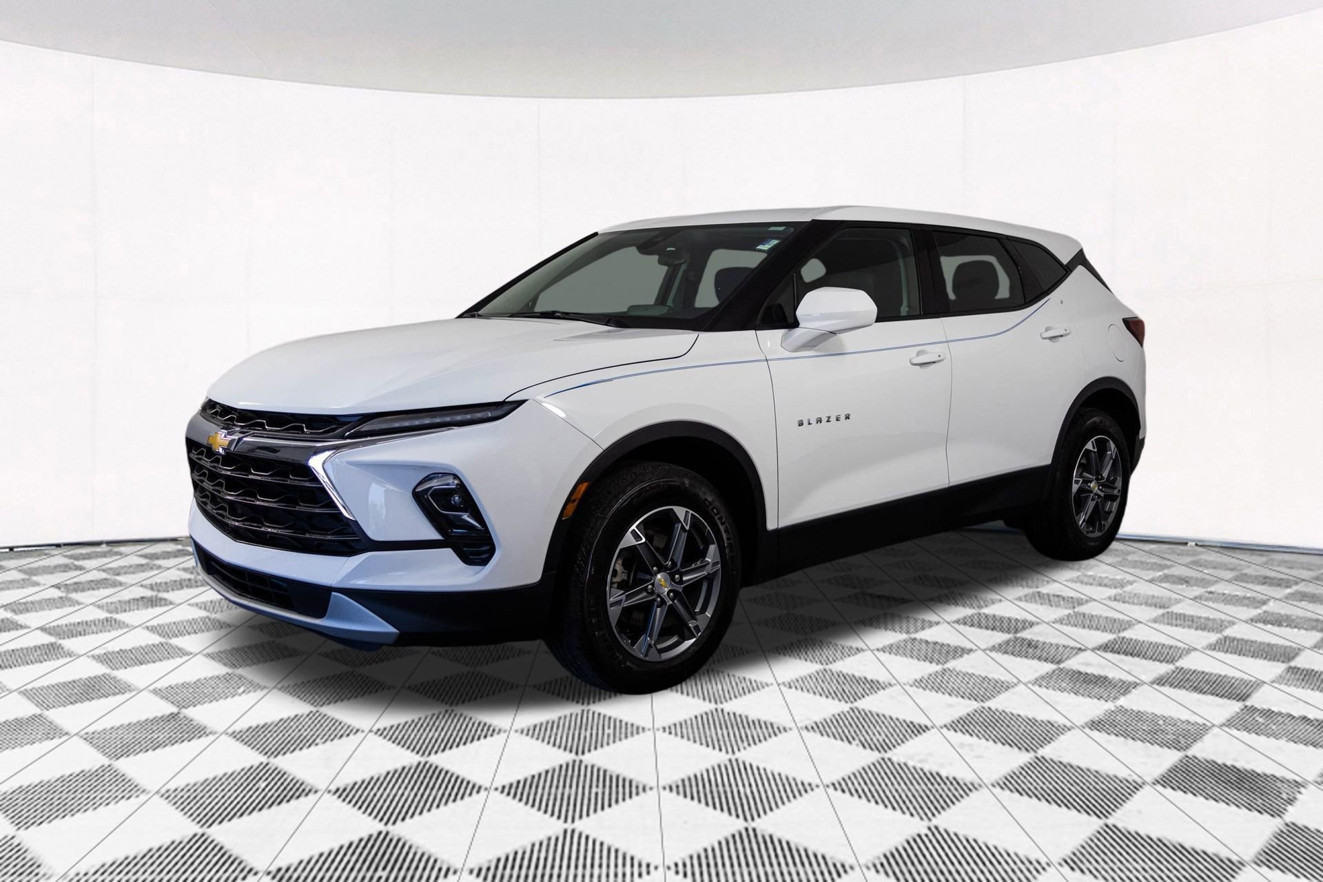 2023 CHEVROLET BLAZER - Image 9