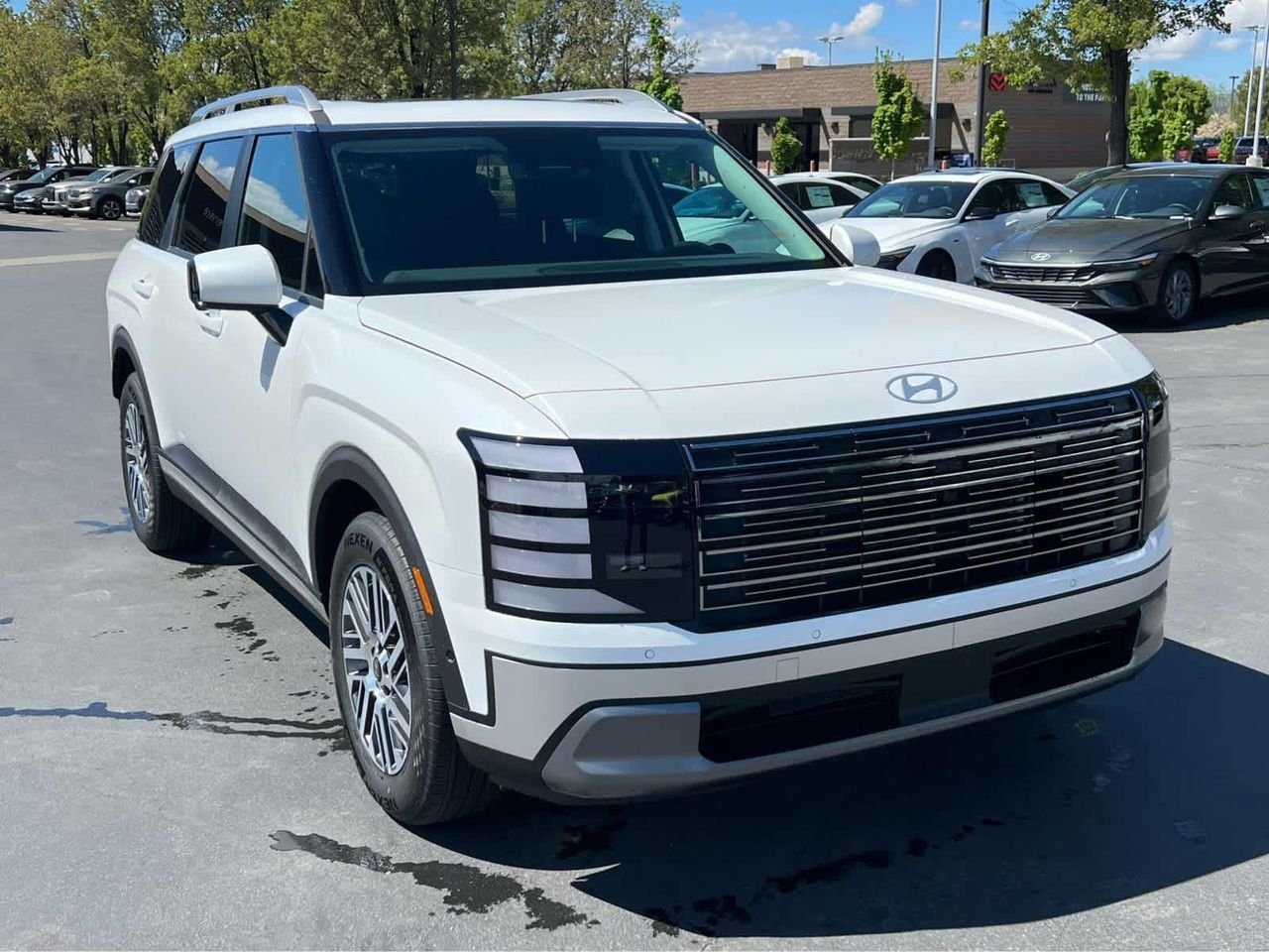 New 2026 Creamy White Pearl Hyundai SEL Premium AWD image 4