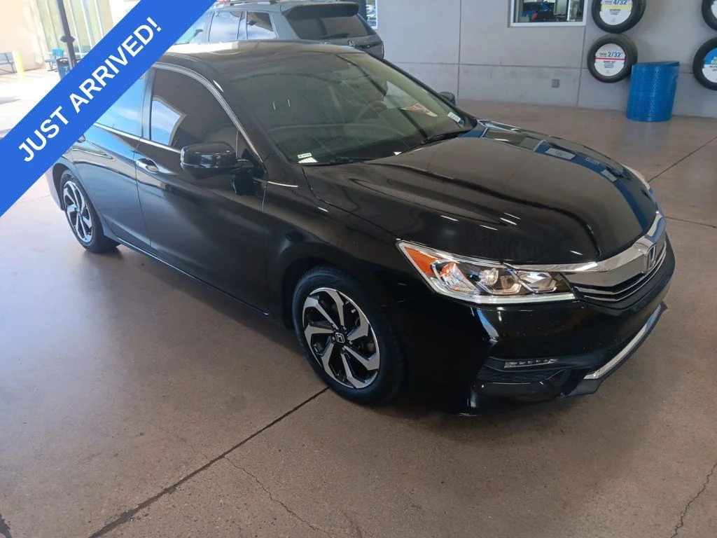 Used 2017 Crystal Black Pearl Honda EX image 2