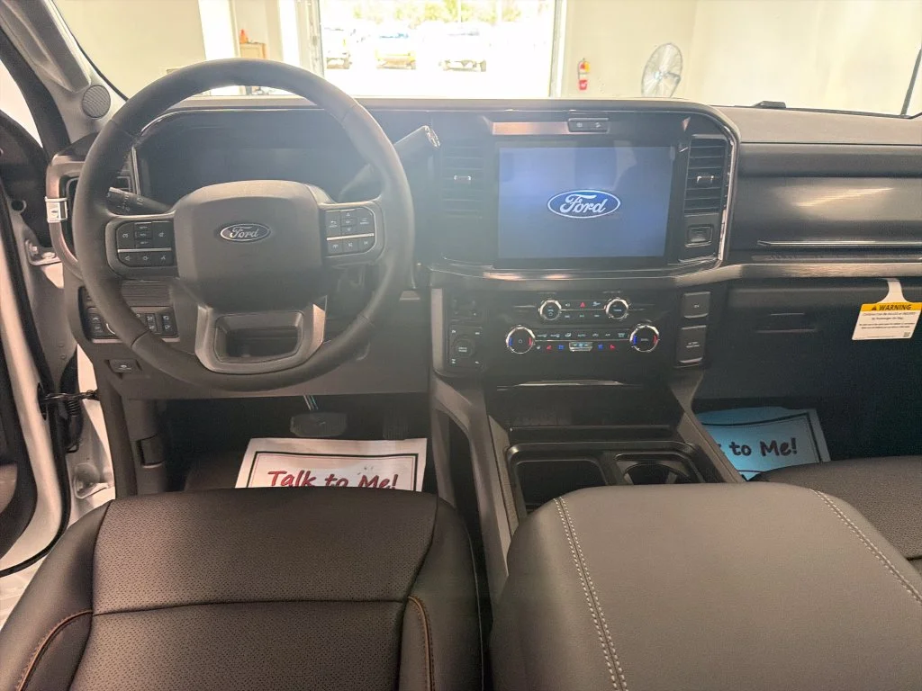 New 2027 White Ford Lariat image 15