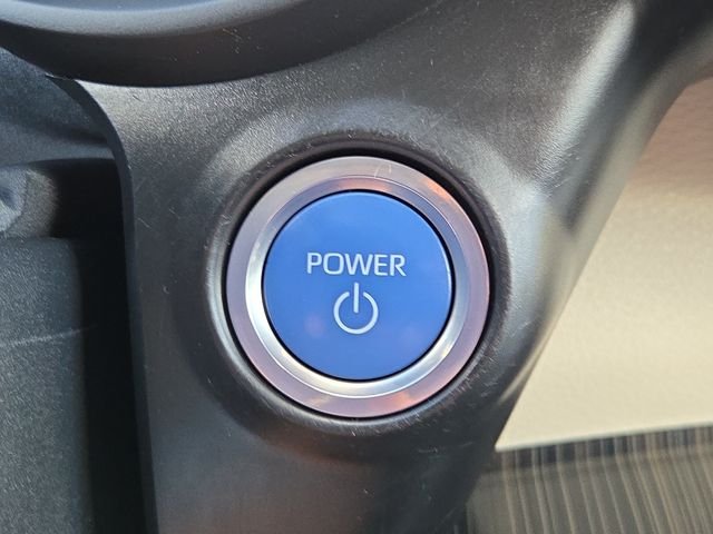 Used 2022 Gray Toyota Platinum image 21