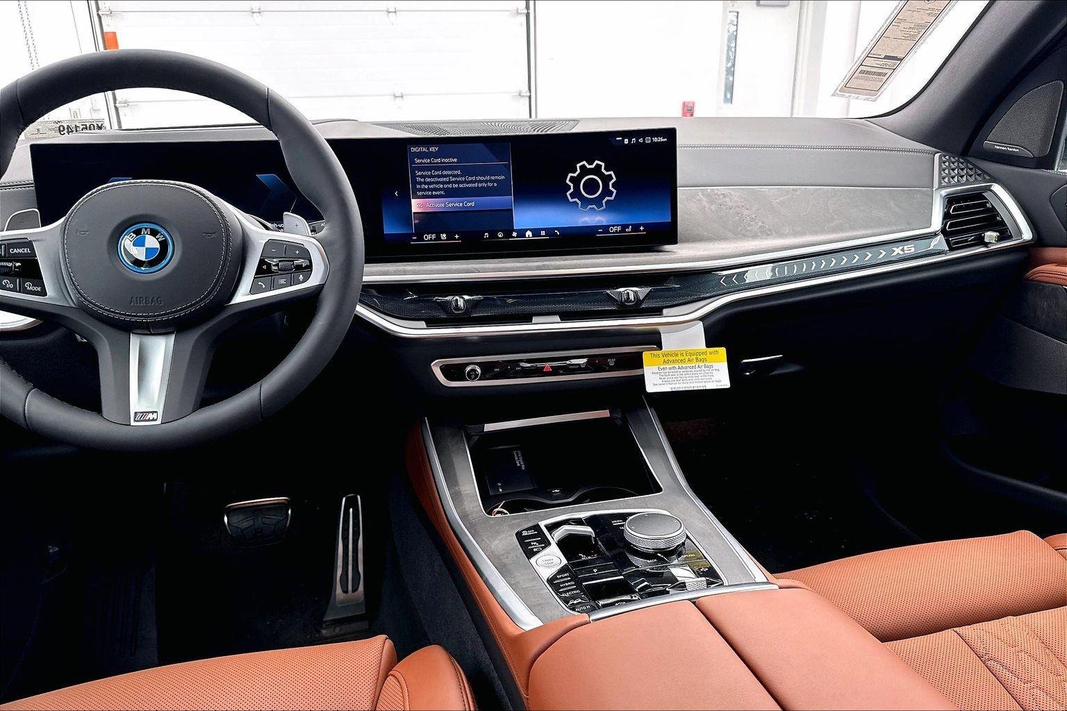 New 2026 Mineral White Metallic BMW xDrive50e image 11
