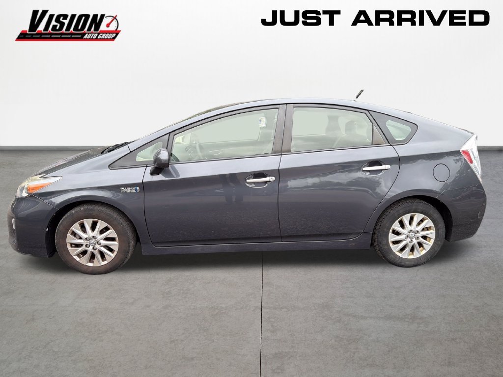 Used 2015 Gray Toyota Base image 8