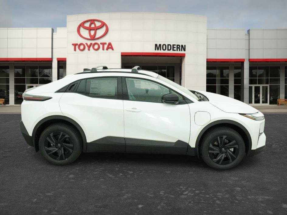 New 2026 Wind Chill Pearl Toyota SE image 13
