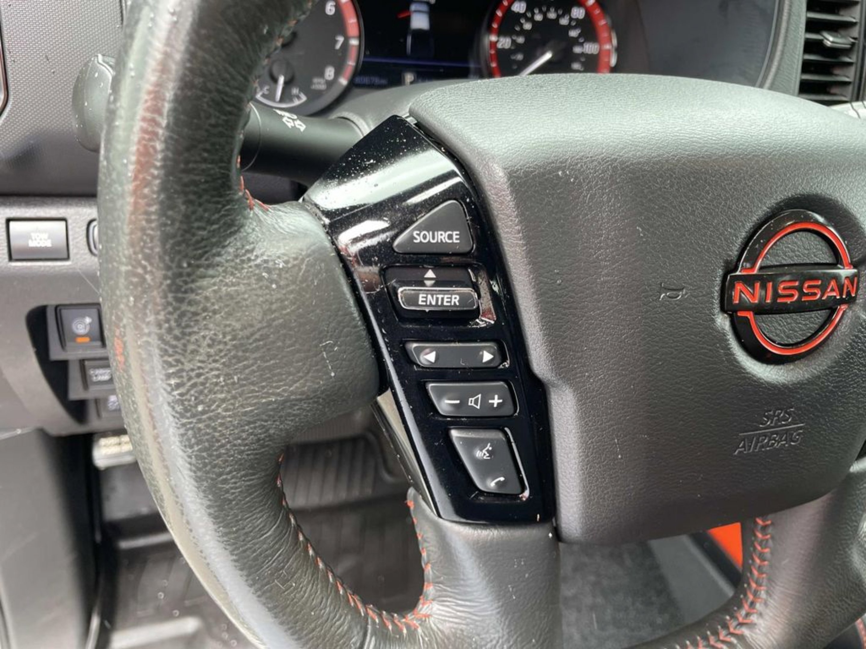 Used 2023 Gray Nissan PRO-4X image 23