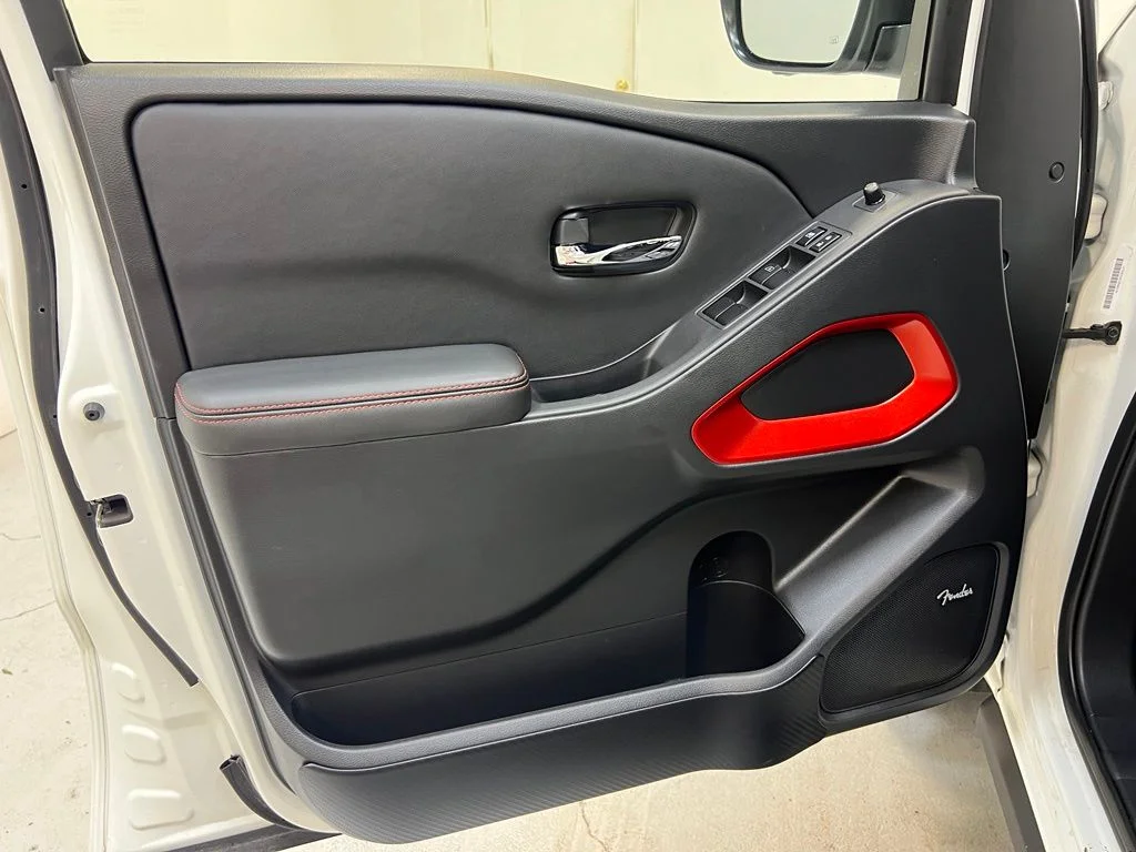 Used 2024 White Nissan PRO-4X image 14