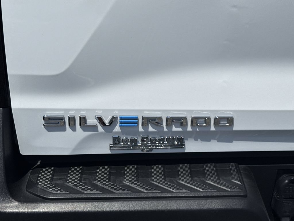 Used 2024 Summit White Chevrolet Work Truck image 36