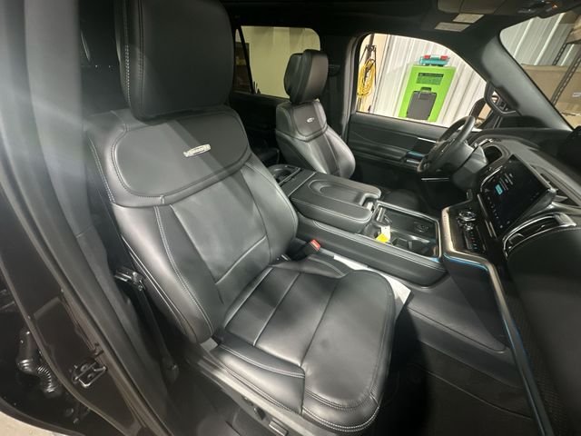 New 2027 Dark Matter Gray Metallic Ford MAX Platinum image 32