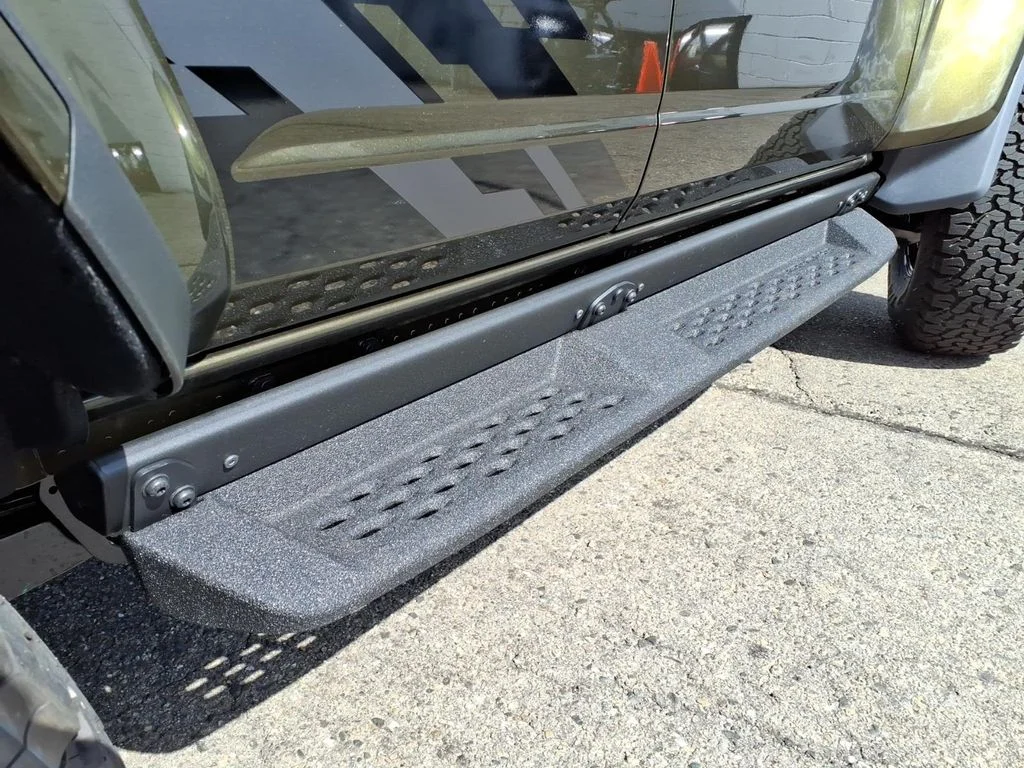 New 2026 Shelter Green Metallic Ford Raptor image 8