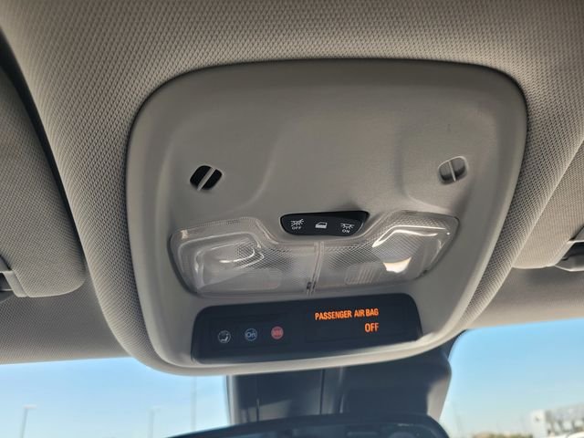 Used 2023 White Chevrolet LT image 22