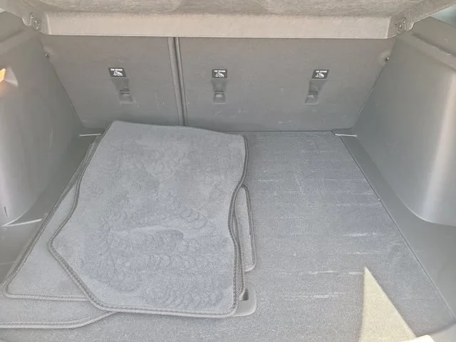 Used 2025 Sterling Gray Metallic Chevrolet 2RS image 9