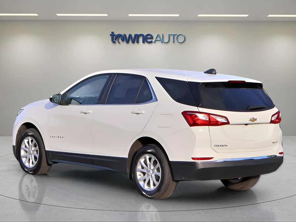 Used 2021 White Chevrolet LT image 3