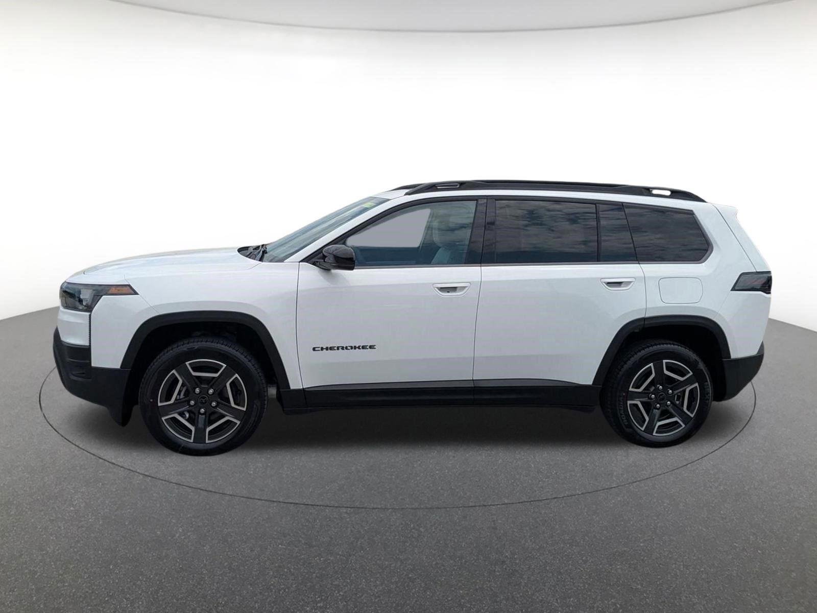New 2026 Bright White Clear-Coat Exterior Paint Jeep Limited image 8