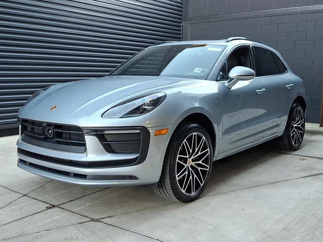 2025 Porsche Macan 
