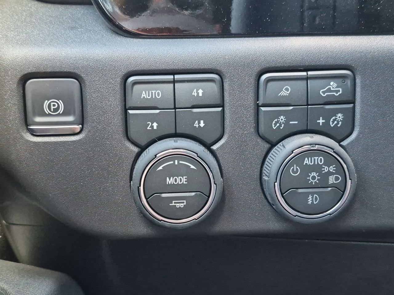 2026 Chevrolet Silverado 1500 LT Trail Boss - Photo 18