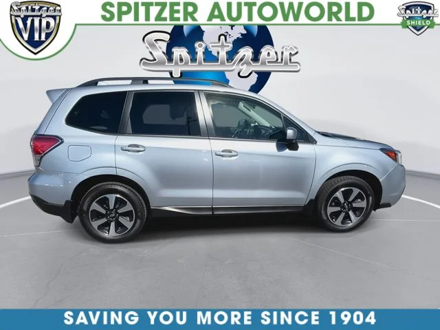 Used 2018 Silver Subaru 2.5i Premium image 10