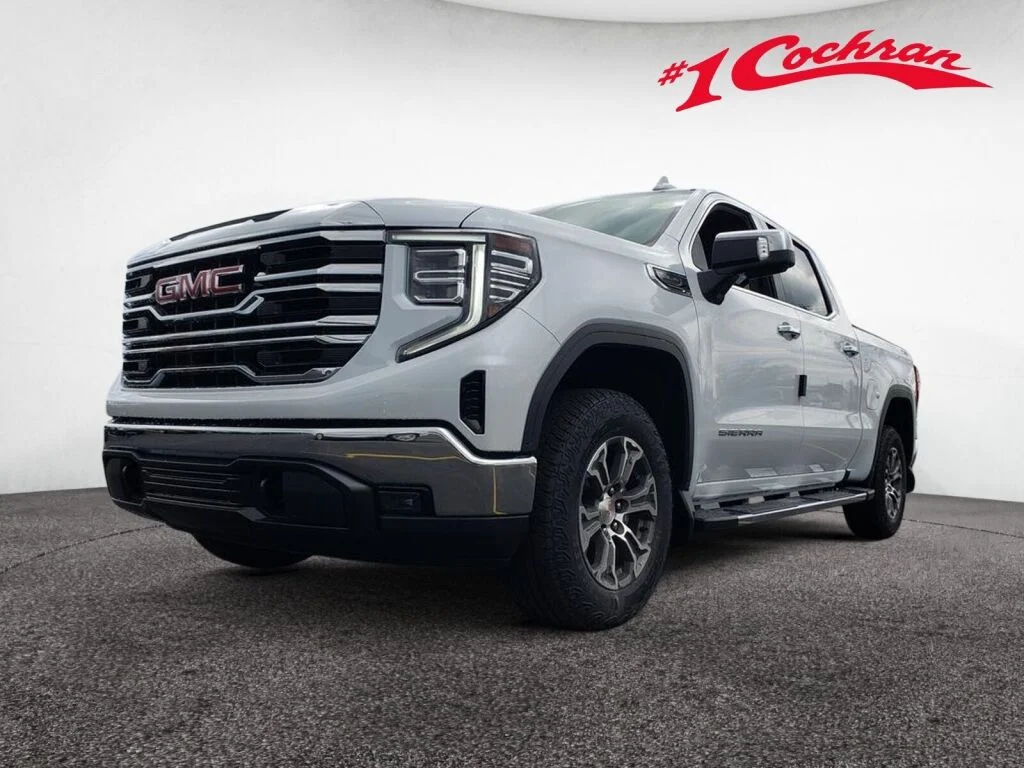 New 2026 Glacier White Tricoat GMC SLT image 3