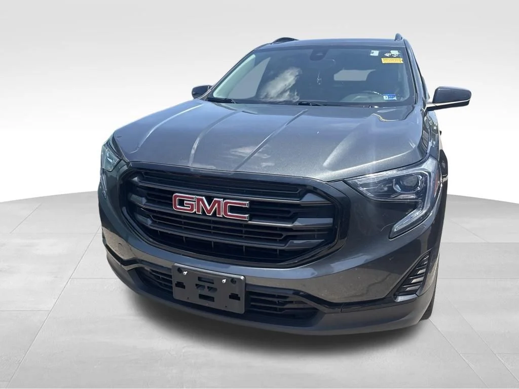 Used 2021 Gray GMC SLE image 2