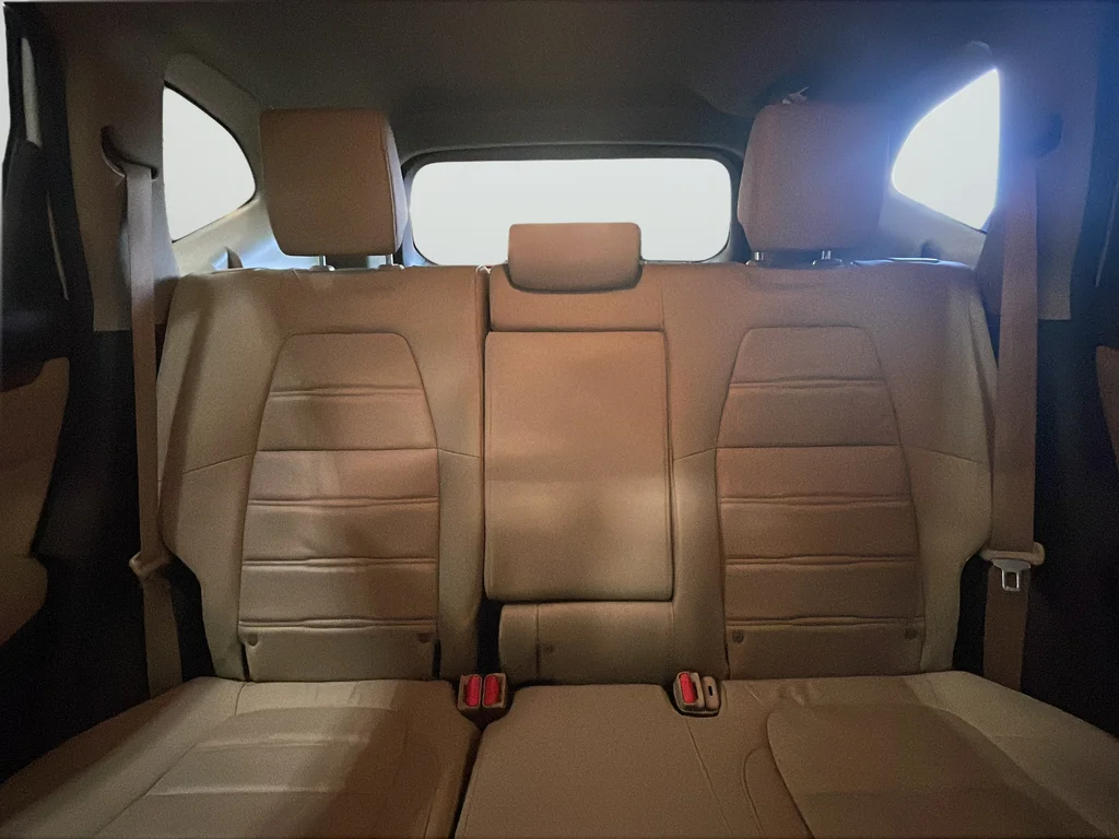 Used 2019  Honda EX-L image 28