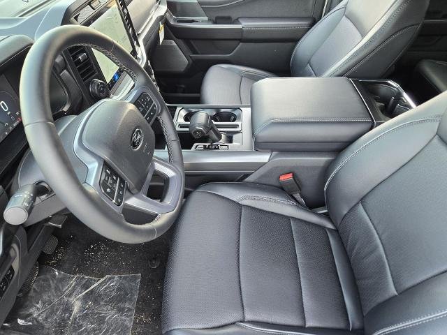 New 2026 Oxford White Ford Lariat® image 30
