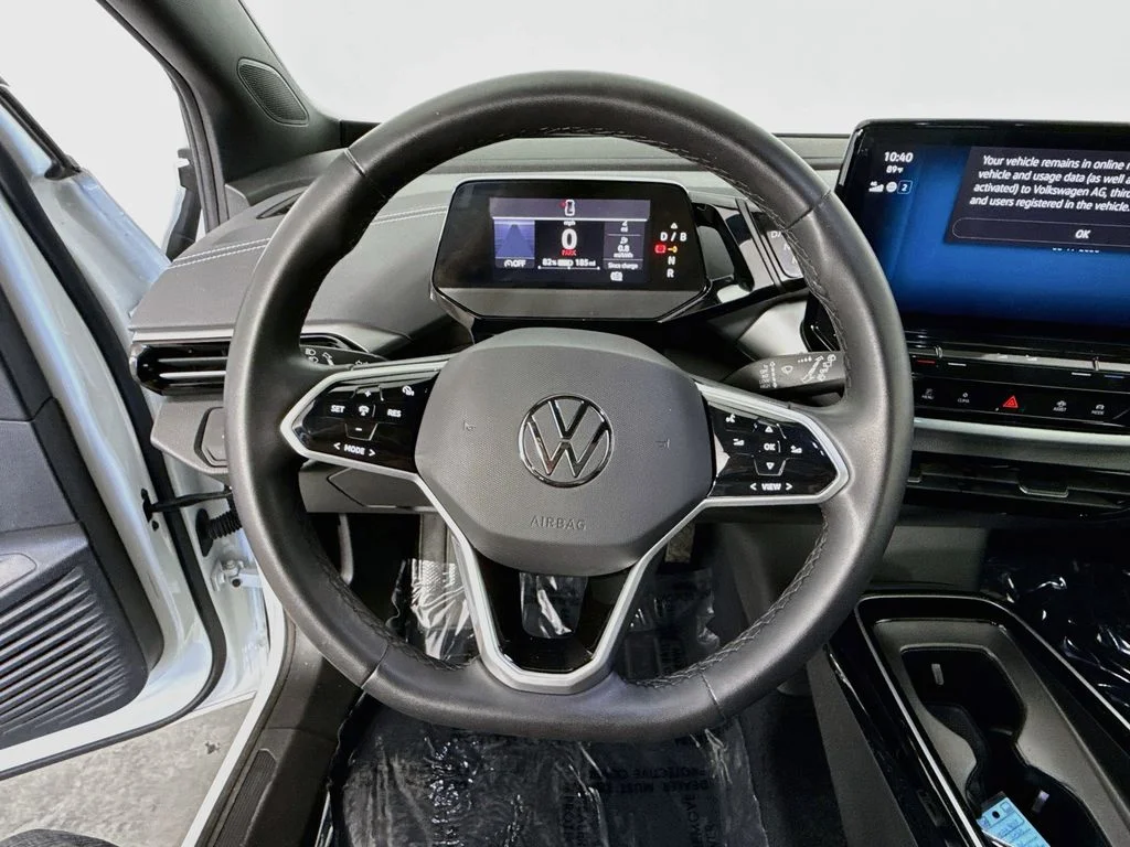 Used 2023 White Volkswagen Pro S image 11