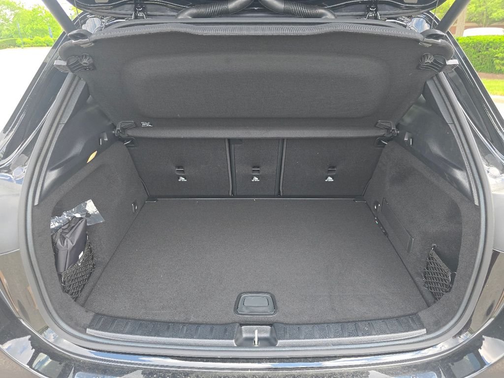 New 2026 Cosmos Black Metallic Mercedes-Benz GLA 250 image 18