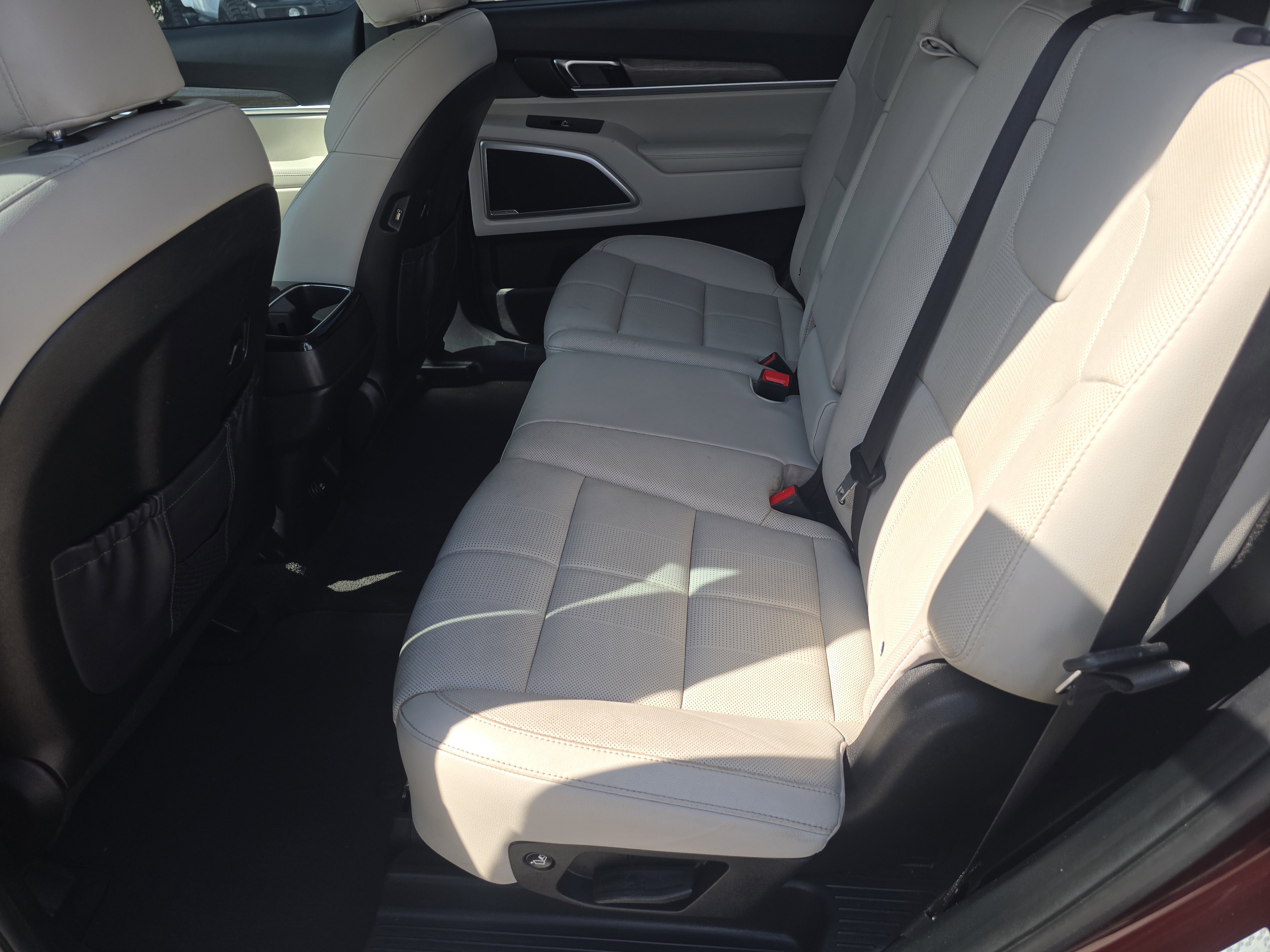 Used 2020 Sangria Kia EX image 17
