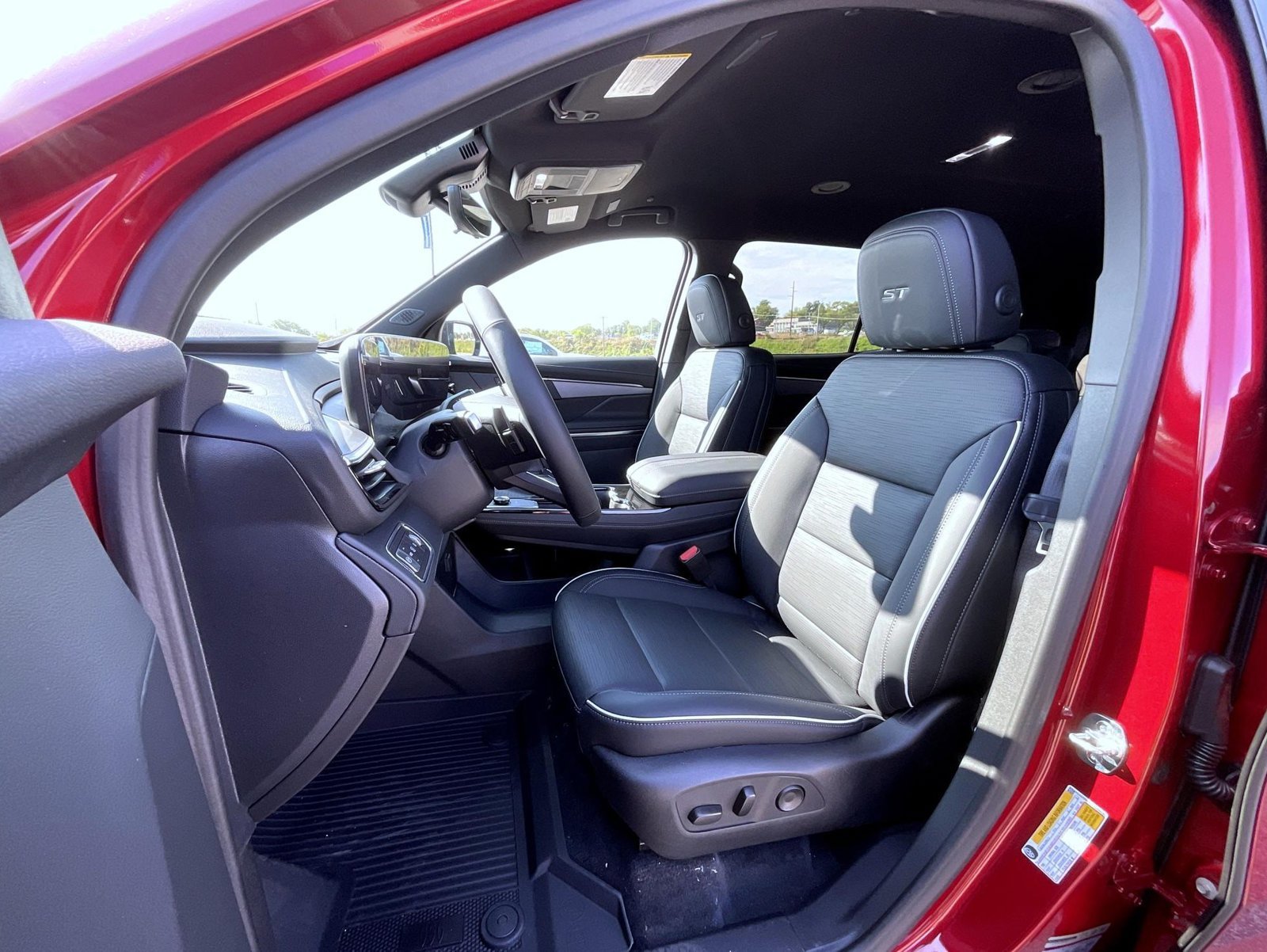 2026 Buick Enclave Sport Touring - Photo 10