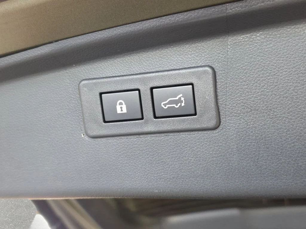Used 2024 Autumn Green Metallic Subaru Premium image 14