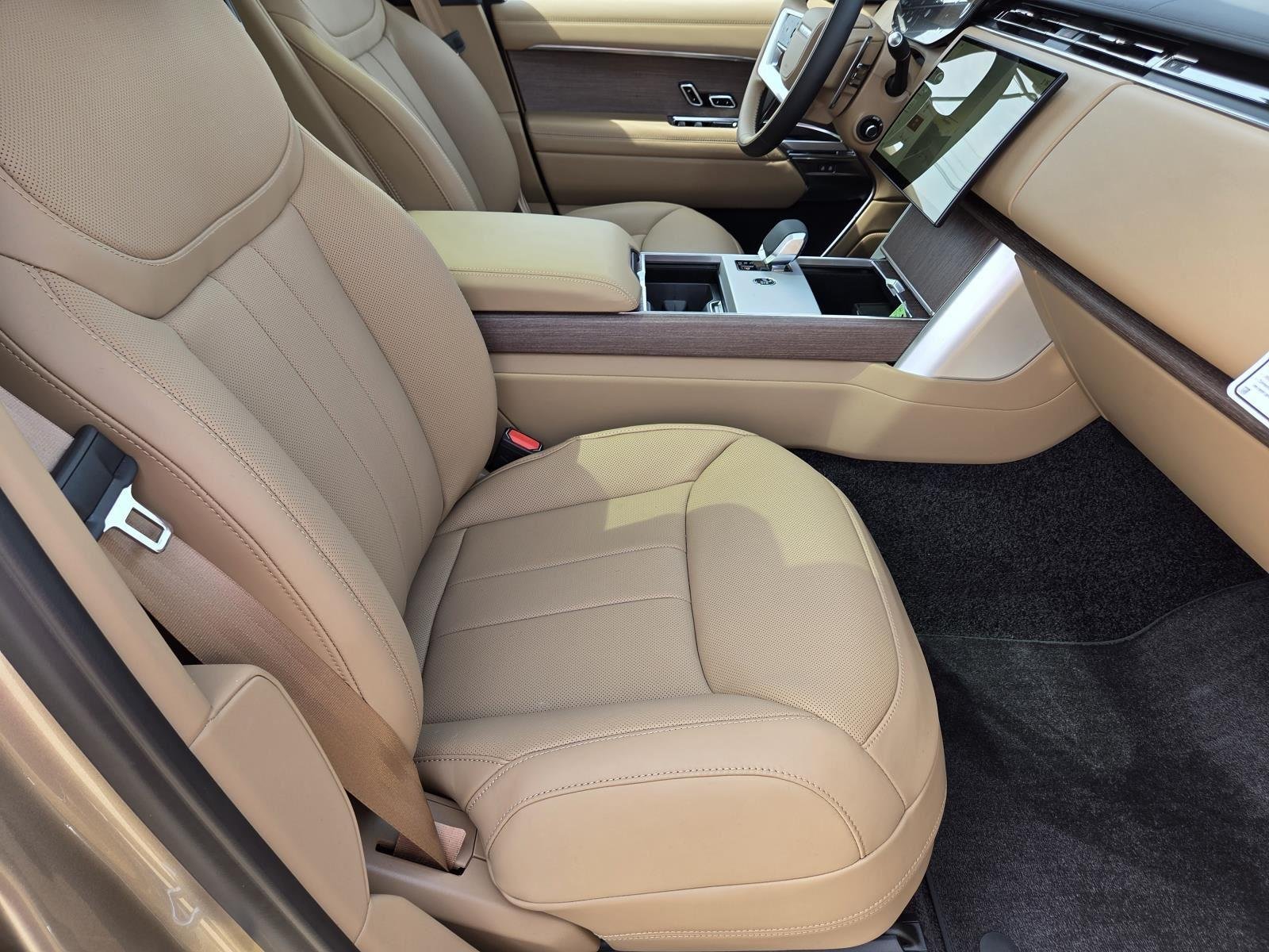 New 2026 Sunset Gold Land Rover SE image 43