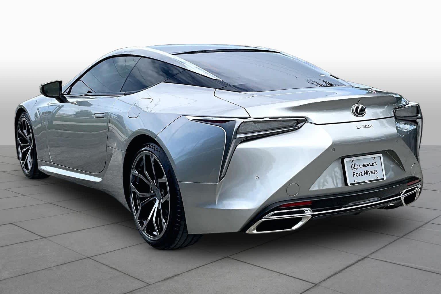 Used 2019 Atomic Silver Lexus  image 12