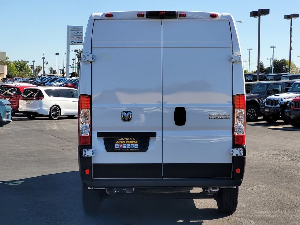 Used 2025 White Ram High Roof image 5